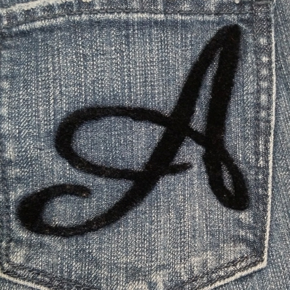 Y2K Low waisted Flare Dark Wash Jeans - Picture 7 of 7